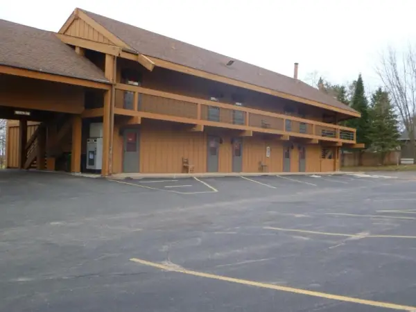 Timber Inn Motel 10