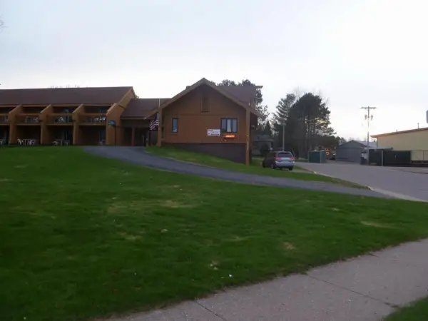 Timber Inn Motel Main image